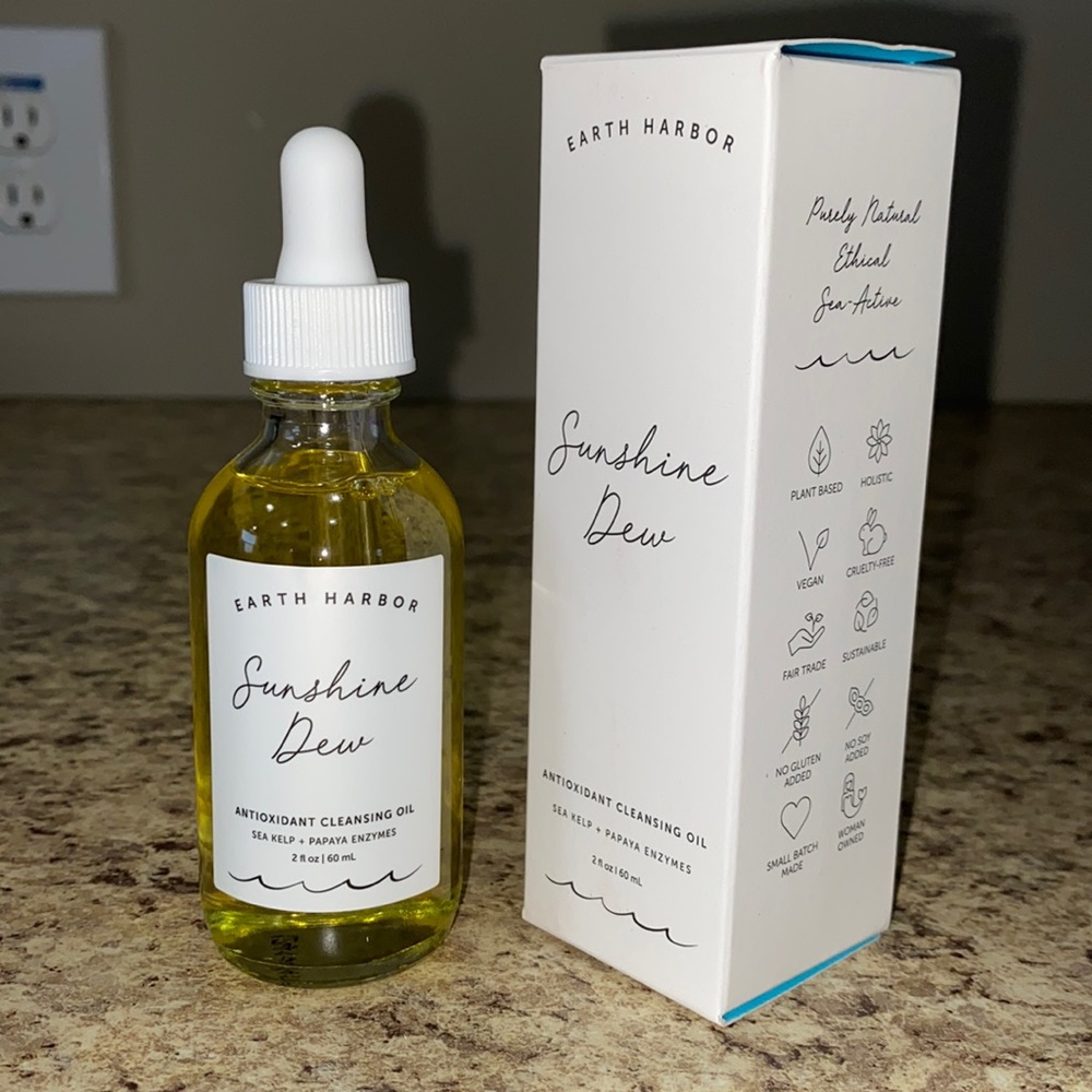 Cleansing oil